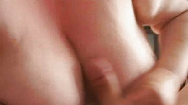 طرفدار واقعی فاک مقعدی Aurora سکس دختر کردی Snow مقعد خود را از پشت خشن سوراخ می کند