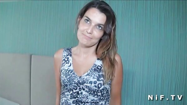 بیبی خوش ذوق قبل از اینکه دهانش را برای کام شات در معرض دید قرار دهد روی دختر کلیپ سکس کردی گاوچران معکوس رفیق گره خورده پرید