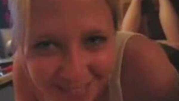 شیزوکو مورینو شیزوکو مورینو شیک پوش ژاپنی به سبک میسیونری مورد ضرب و کردی سکس شتم قرار می گیرد