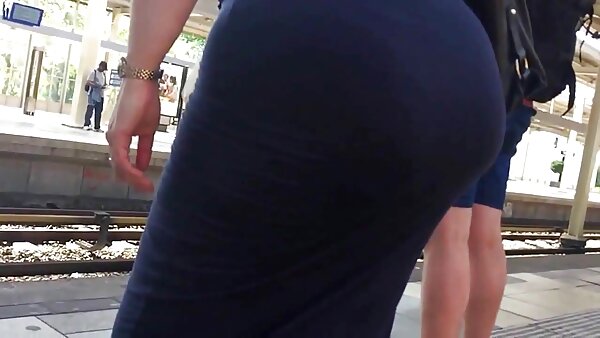 Cosplay خنده‌دار به ویدیوی فاک سه نفری سکیس کردی FFM تبدیل می‌شود